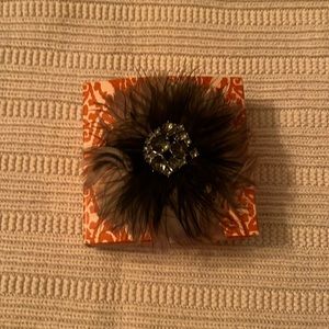 Stella & Dot Plume Brooch